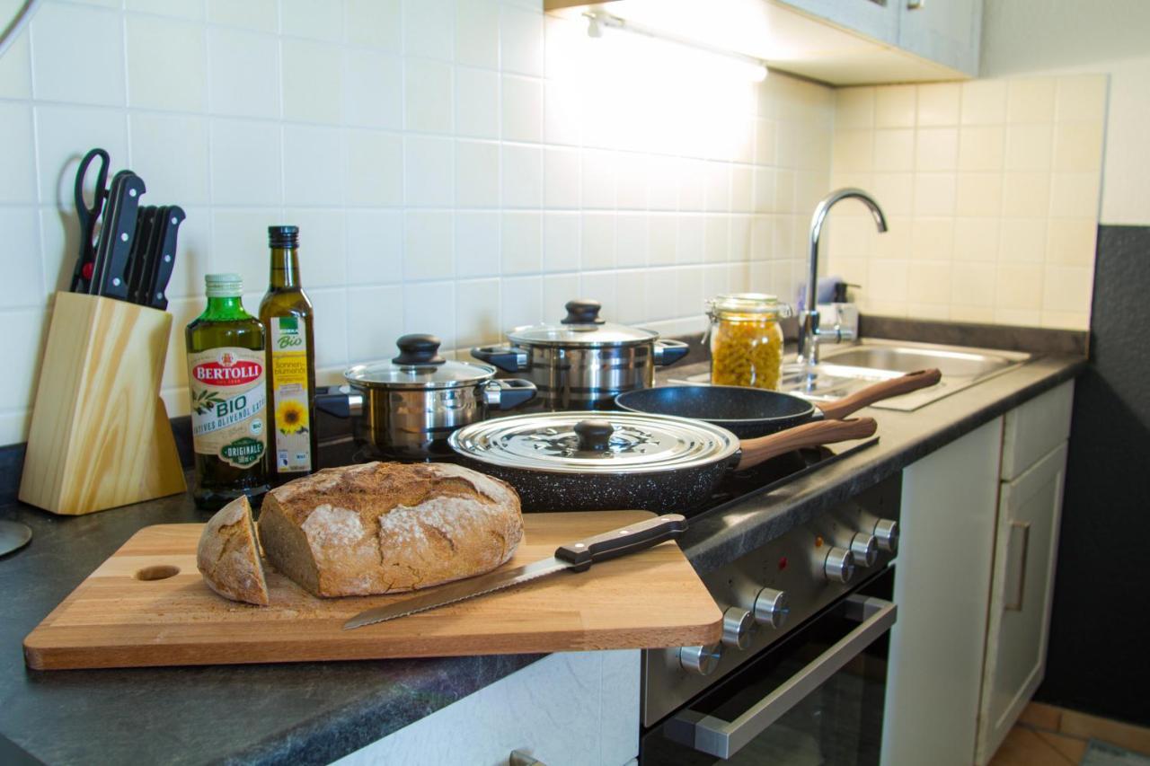 Ferienwohnung Fuer 4, Mitten In Solingen Esterno foto