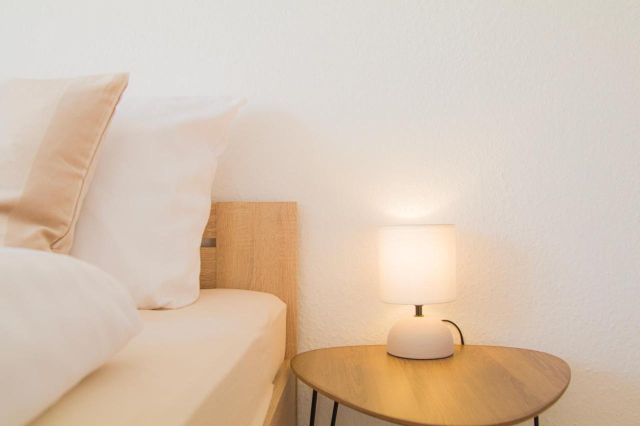 Ferienwohnung Fuer 4, Mitten In Solingen Esterno foto