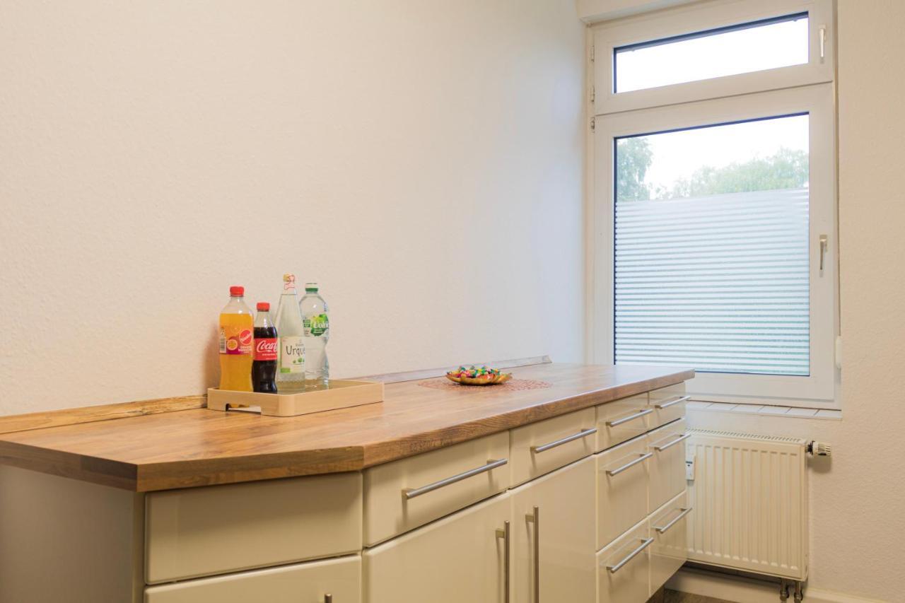 Ferienwohnung Fuer 4, Mitten In Solingen Esterno foto