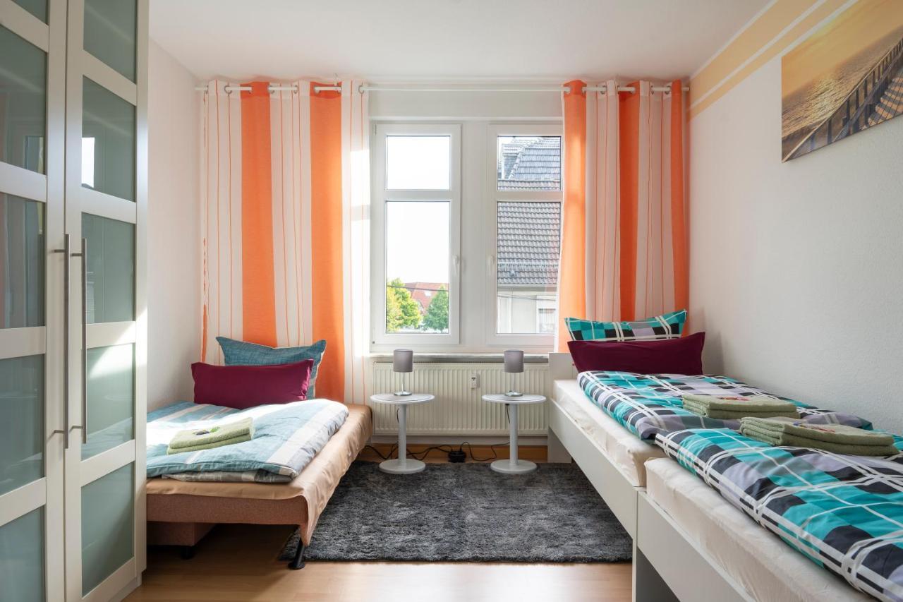 Ferienwohnung Fuer 4, Mitten In Solingen Esterno foto