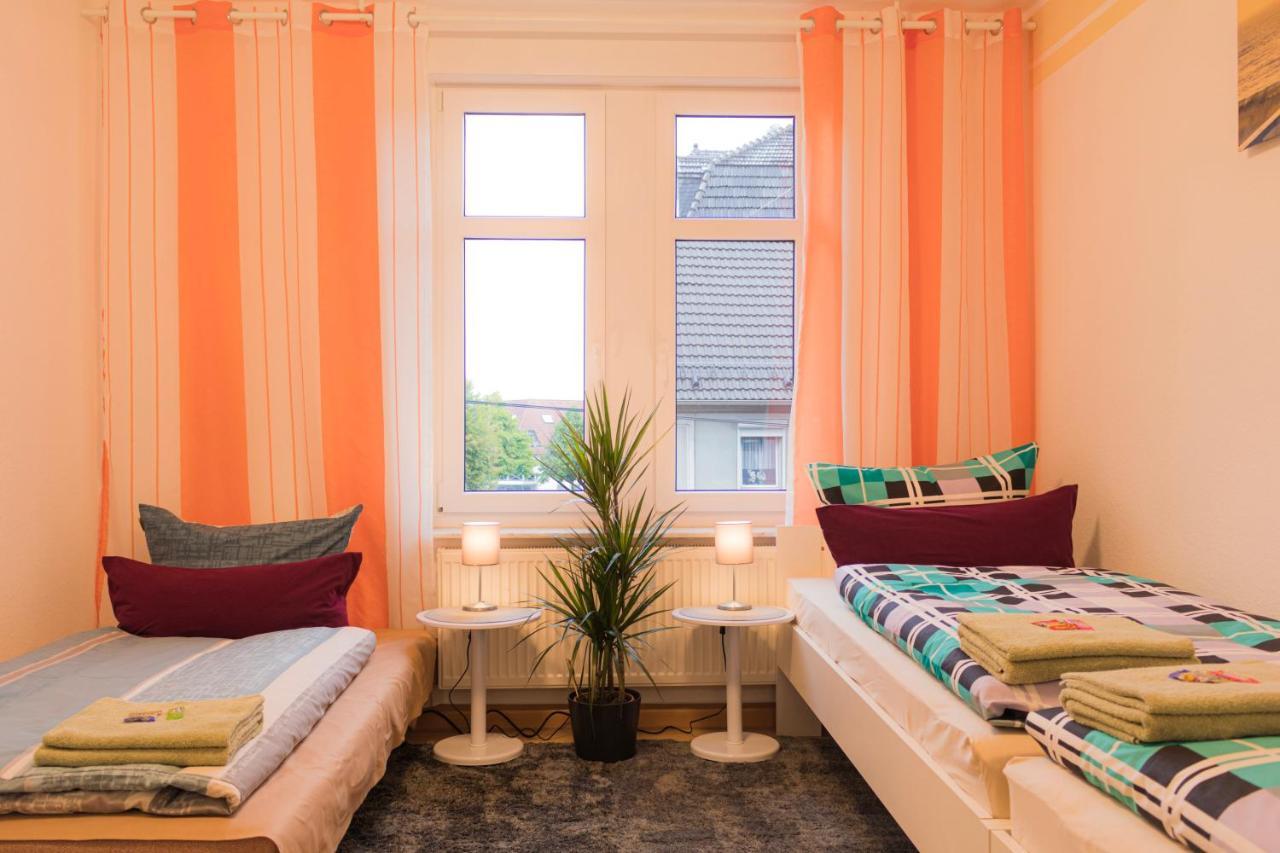 Ferienwohnung Fuer 4, Mitten In Solingen Esterno foto